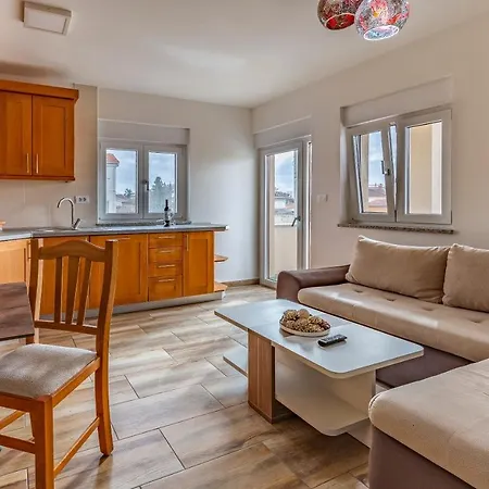 Medulinka Apartment *